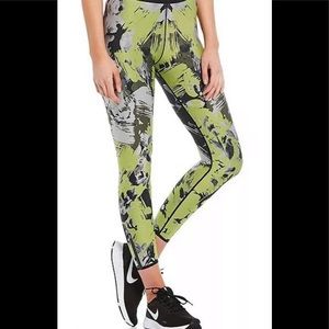 Cor leggings designed by Ultracor